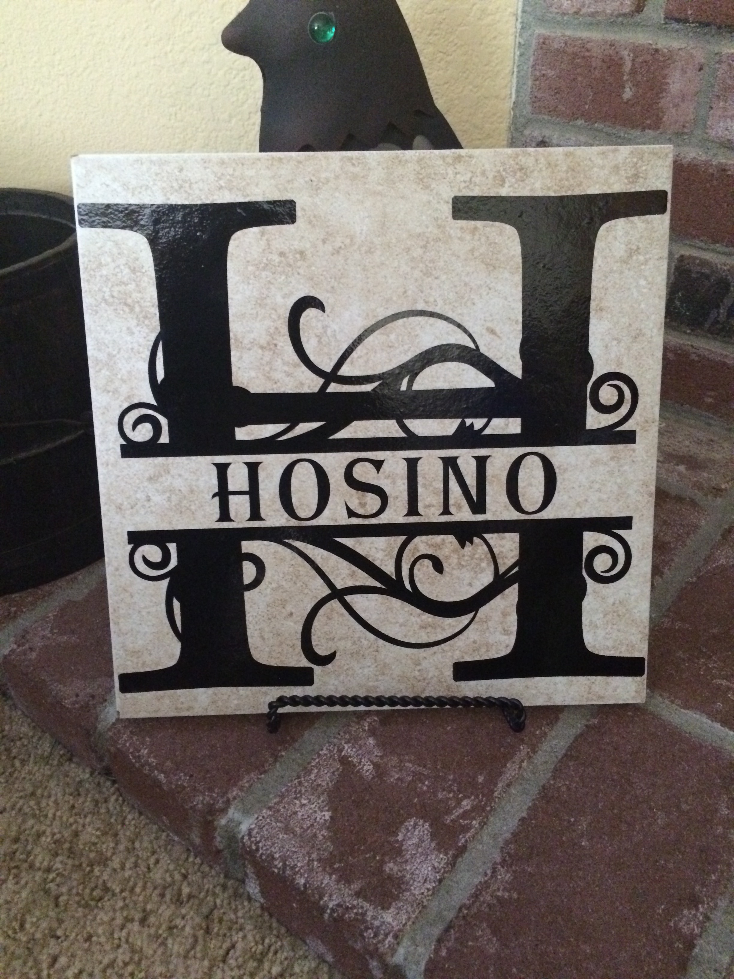 Hosino Monogram Tile